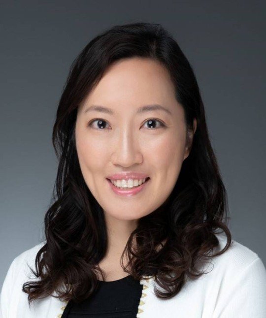 Dr.Mou Wai Cheung , Jennifer